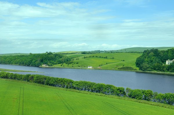 How to plan a visit to the lesser-known historical landmarks in the Scottish Borders?